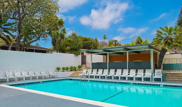 Orange Tree Inn image 1