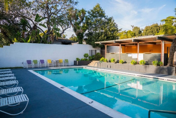 Orange Tree Inn image 4